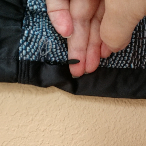 lululemon athletica Black and Patterned Joggers - Picture 8 of 10